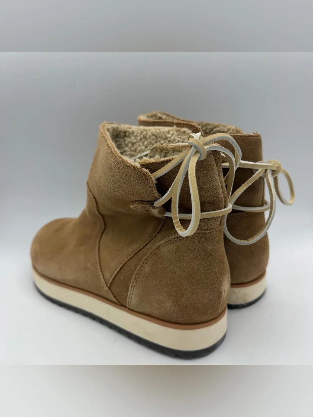 Merrell Juno Bluff Polar Ankle Snow Boots Womens Size 7.5 Beige Suede Waterproof